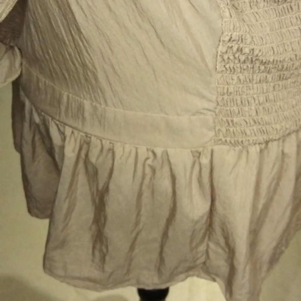 Arden B Ruffle Halter Top Large. Pre-Loved - Picture 8 of 11